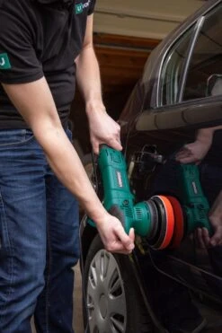 VONROC Excentrische Poetsmachine – 1050W – Ø150MM – Soft Start – Incl. 4 Schijven, Steunschijf & Tas 15 VONROC Excentrische Poetsmachine – 1050W – Ø150MM – Soft Start – Incl. 4 Schijven, Steunschijf & Tas -Makita || Merkloos || Stanley Verkoopwinkel 800x1200 85