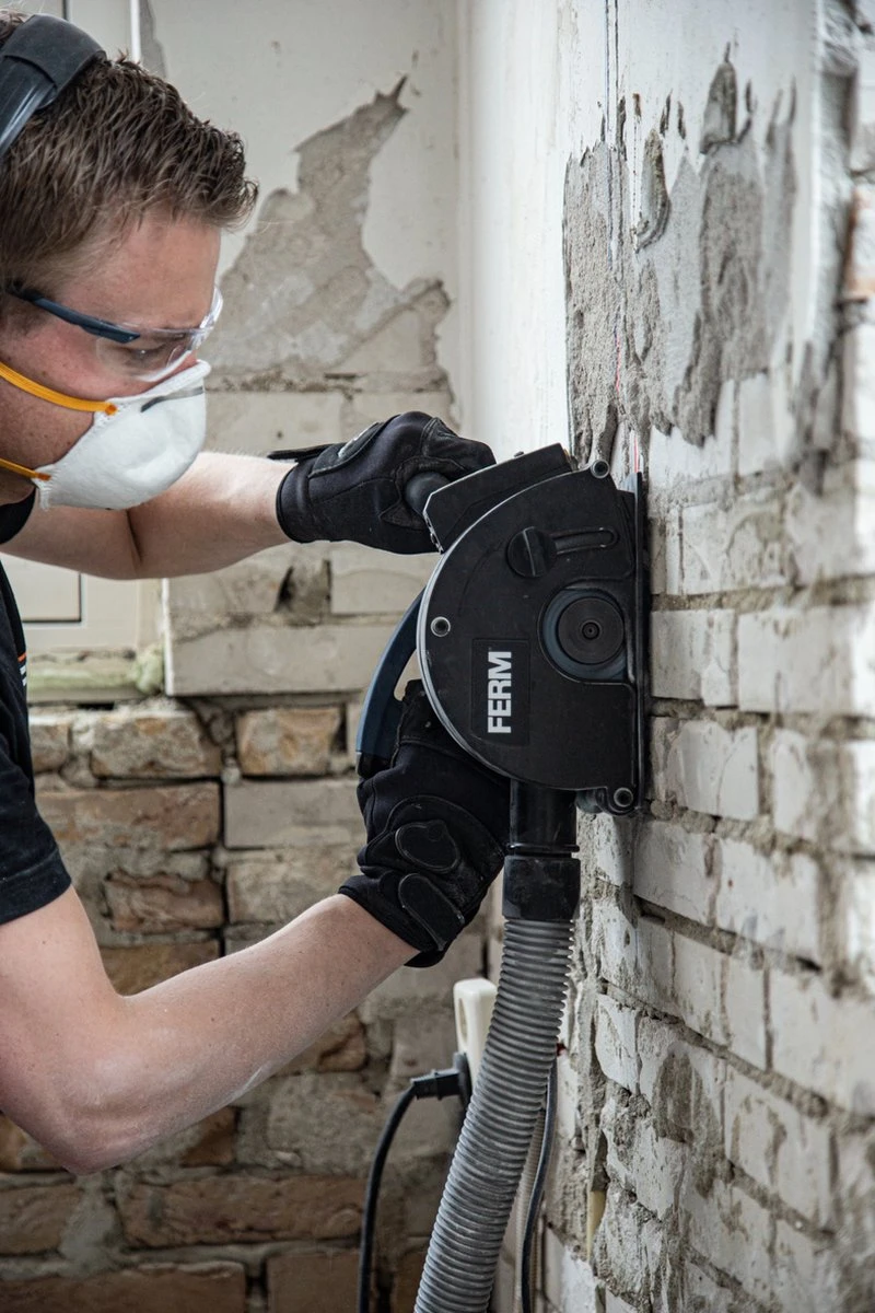 FERM WSM1009 Muurfrees - Freesmachine - 1700W - Met 2 Diamantschijven 125mm - Laser - Stofzuigadapter - Stevige Opbergkoffer 7 FERM WSM1009 Muurfrees - Freesmachine - 1700W - Met 2 Diamantschijven 125mm - Laser - Stofzuigadapter - Stevige Opbergkoffer - Afbeelding 7
