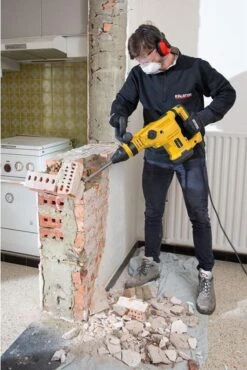 Powerplus POWX1190 Breekhamer - Boorhamer - Hamerboor En Beitel - 1600W - 25 Joule - SDS Max - Variabele Snelheid - Trilling Reductie - Incl. Gereedschapskofferkoffer En 2 Beitels - Voor Beton En Steen -Makita || Merkloos || Stanley Verkoopwinkel 801x1200 6