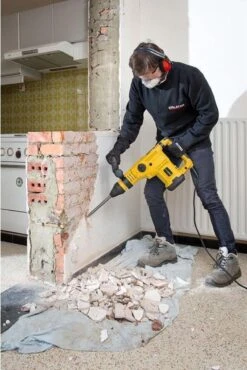 Powerplus POWX1190 Breekhamer - Boorhamer - Hamerboor En Beitel - 1600W - 25 Joule - SDS Max - Variabele Snelheid - Trilling Reductie - Incl. Gereedschapskofferkoffer En 2 Beitels - Voor Beton En Steen -Makita || Merkloos || Stanley Verkoopwinkel 801x1200 7