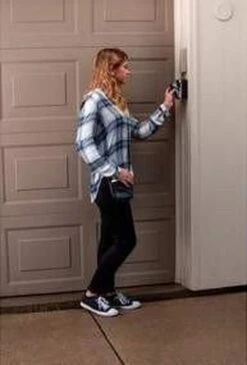 MasterLock Select Access Smart® Bluetooth Sleutelkluis - Centraal Opbergen Van Sleutels - 5441EURD -Makita || Merkloos || Stanley Verkoopwinkel 812x1200 5