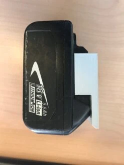 Merkloos Accu Houder Voor 1 Makita Accu 8 Stuks -Makita || Merkloos || Stanley Verkoopwinkel 899x1200 14